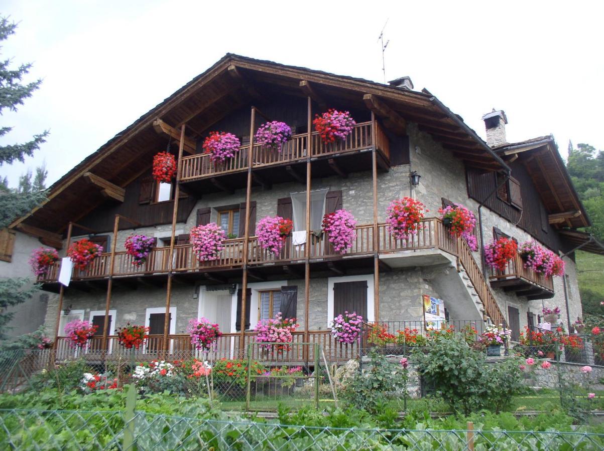 B&B Lo Van - Camere Al Verde Villaggio Di Rumiod Saint-Pierre Zewnętrze zdjęcie